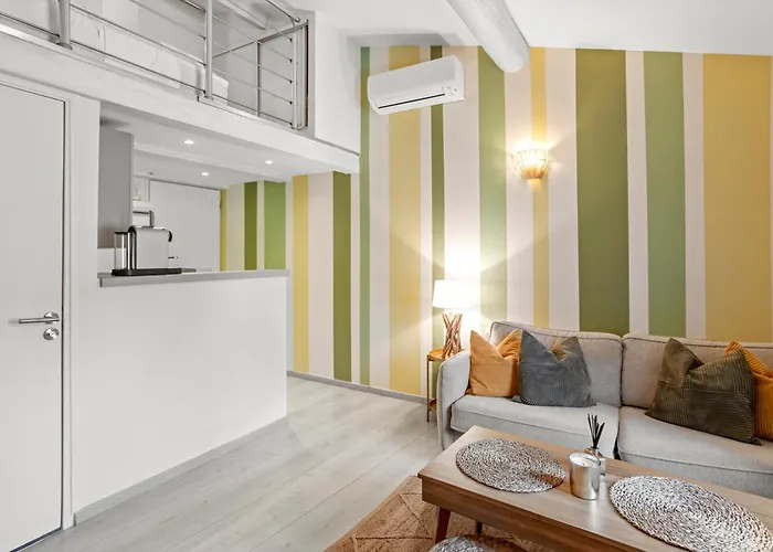 Cozy Le Cedre, Port De Tropez