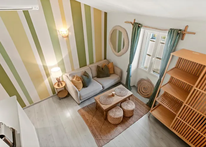 Apartment Cozy Le Cedre, Port De Tropez Saint-Tropez