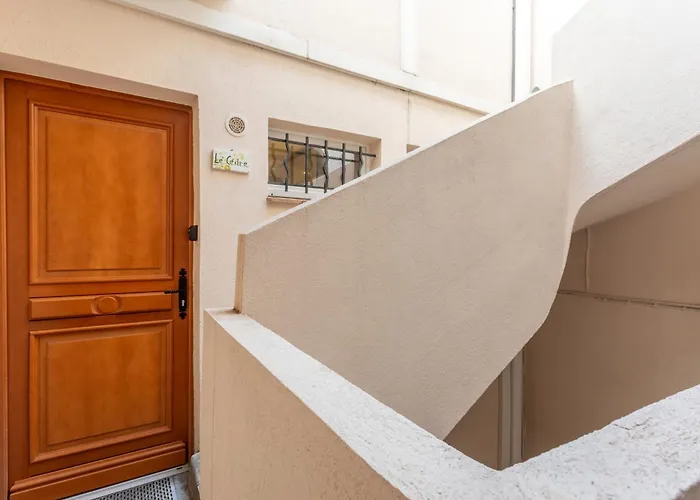 Cozy Le Cedre, Port De Tropez