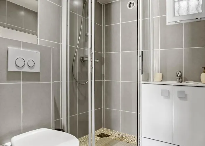 Appartement Cozy Le Cedre, Port De Tropez *